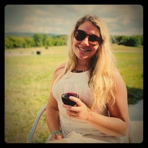 Meet your Posher, Cat